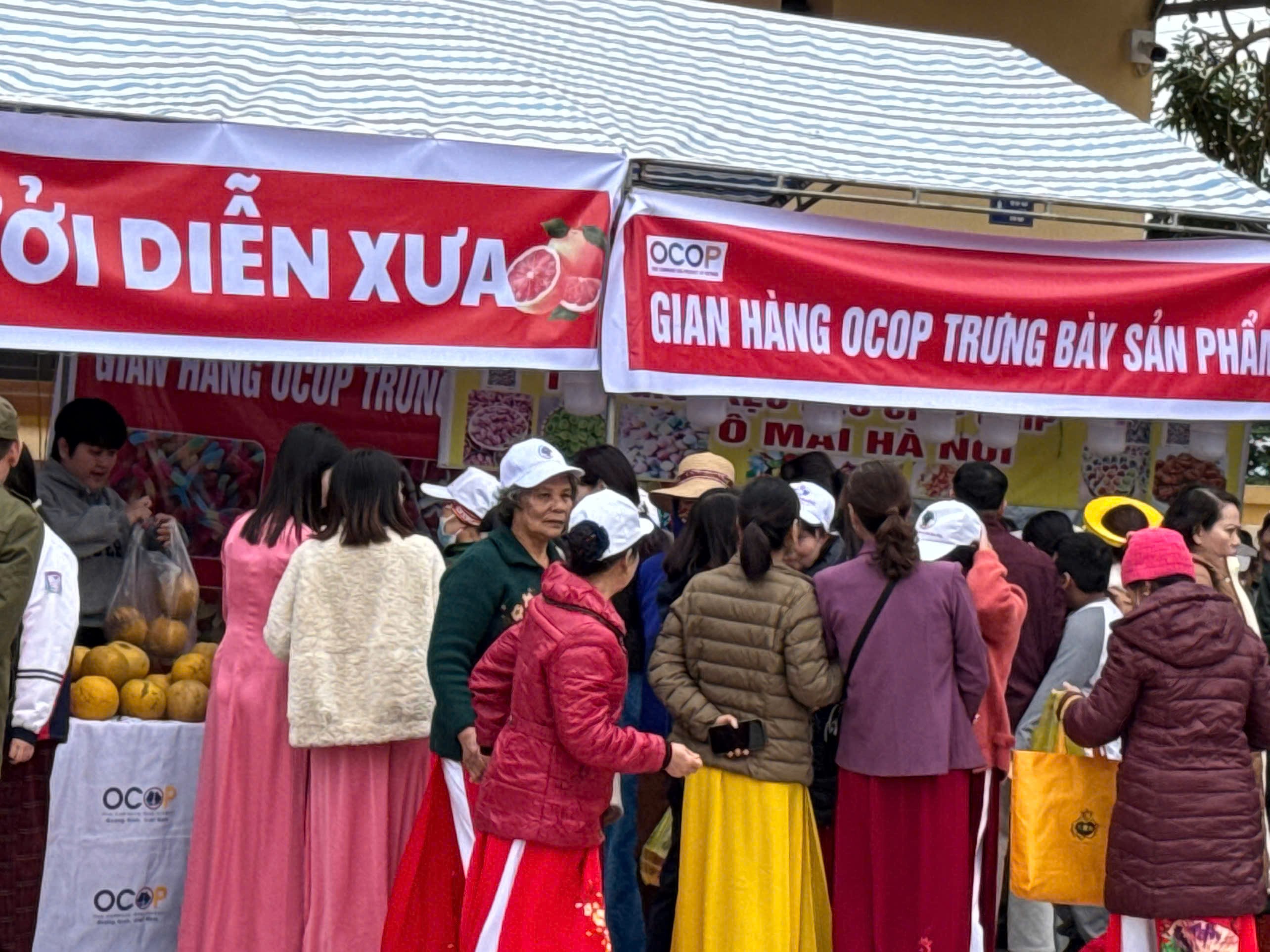 9-khach-hang-dong-1767699654 9-khach-hang-dong-1767699654.jpg