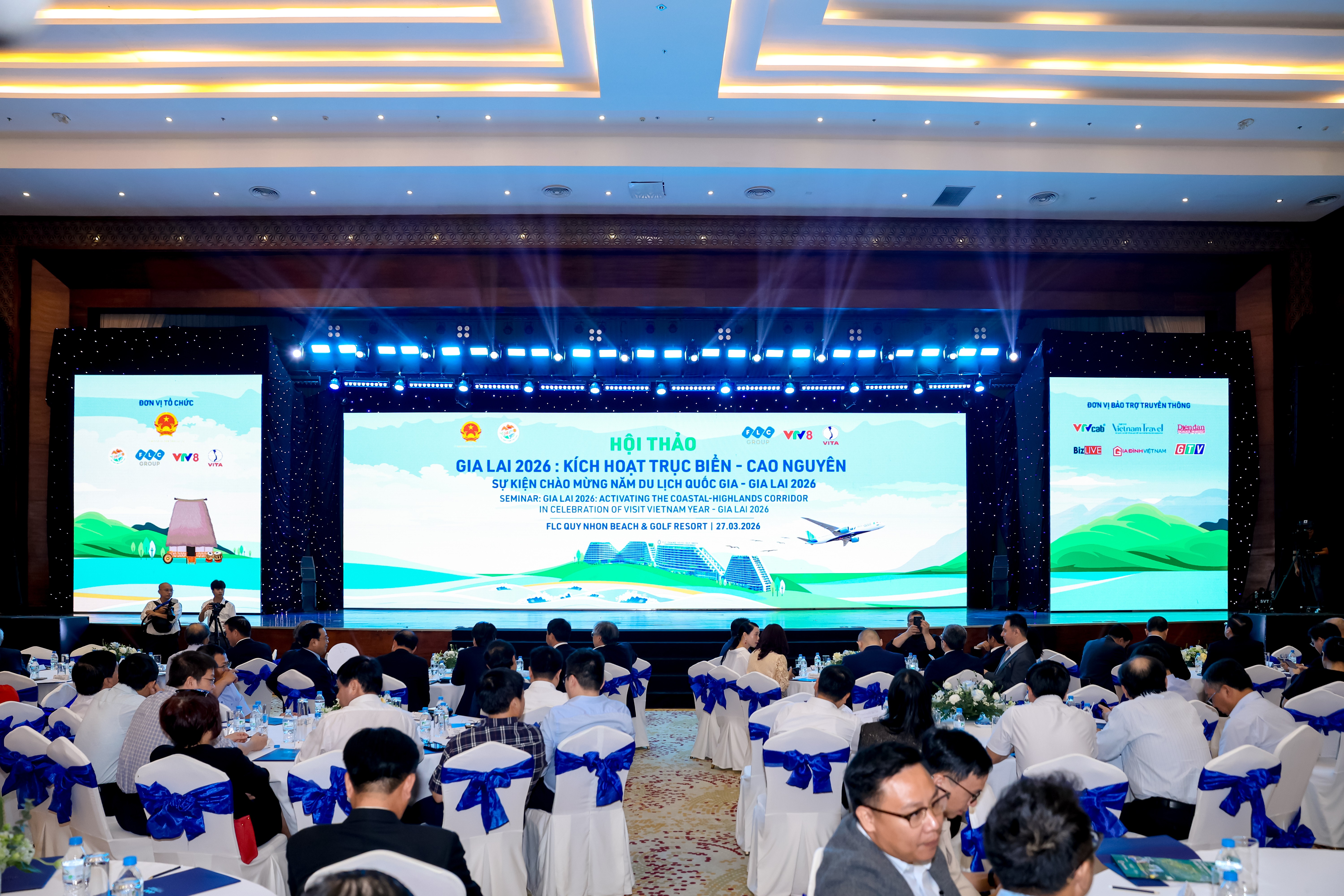 2-1774582180 2-1774582180.jpg