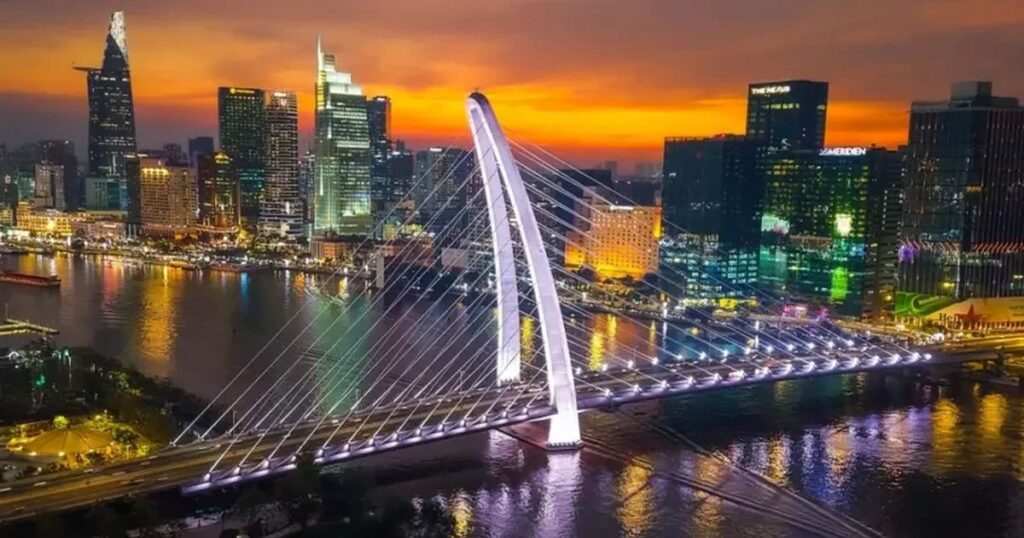 Du lịch tham quan nhà máy: Xu hướng mới và tiềm năng phát triển tại TP.HCM