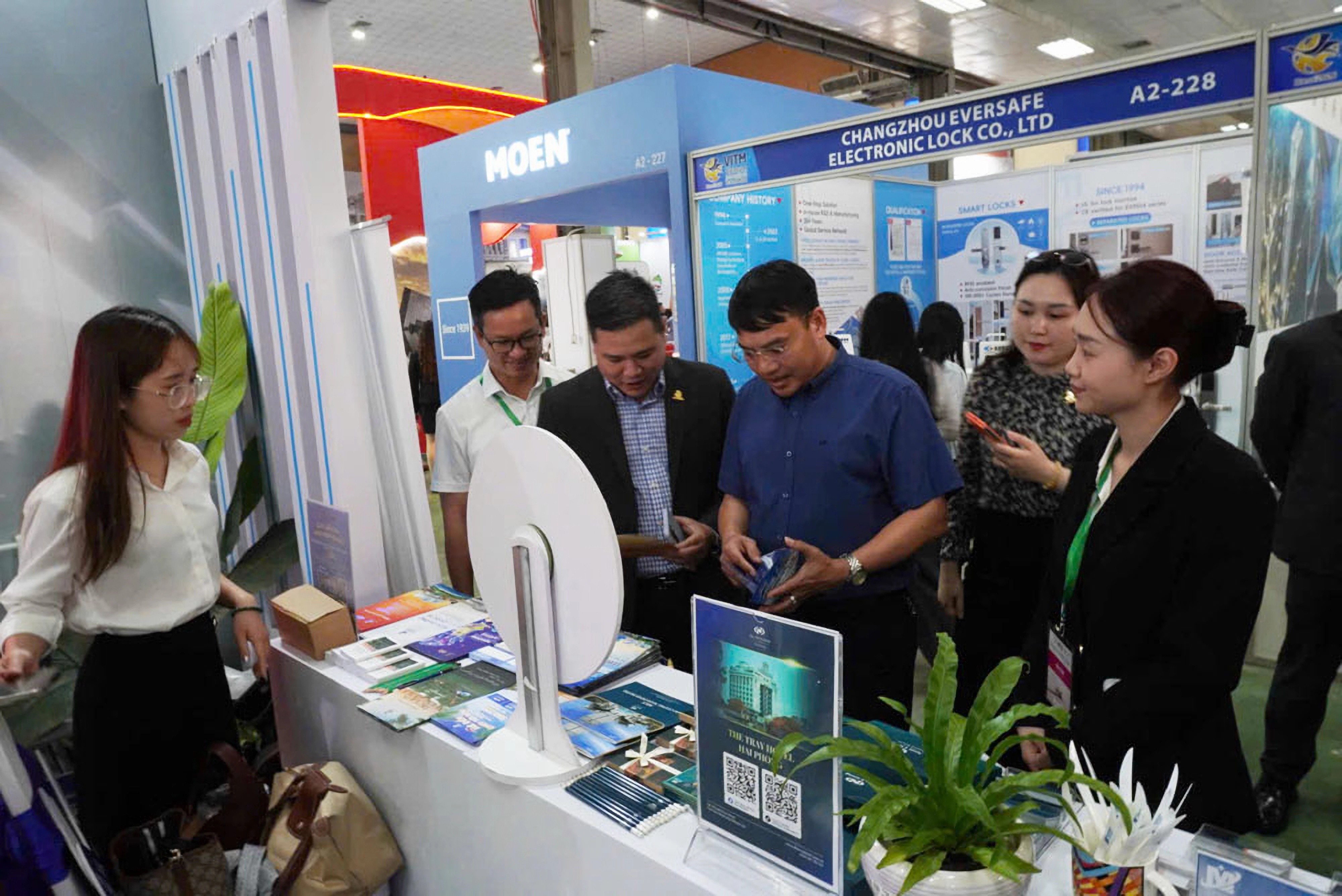 hp-du-lich-8-1775901406 hp-du-lich-8-1775901406.jpg